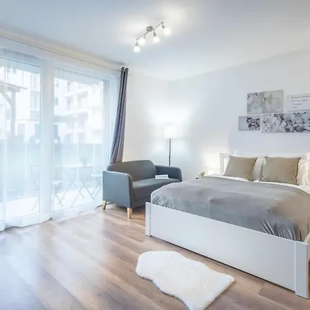 Modern & Cozy With Balcony Apartment