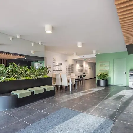 Apartment Modern & Cozy With Balcony *